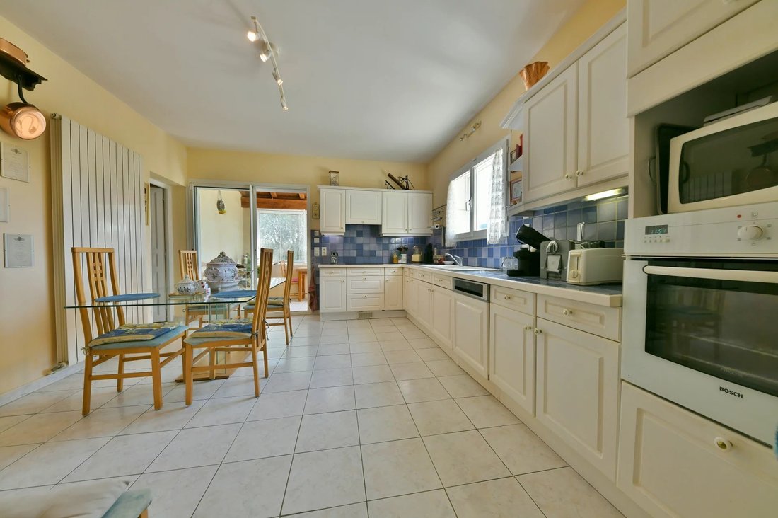 Villa in Baron, Occitania, France 4 - 16064868