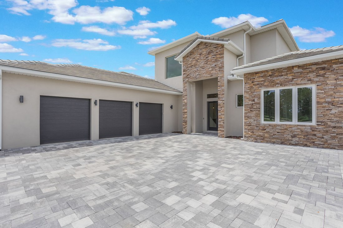 House in Montverde, Florida, United States 2 - 16063418