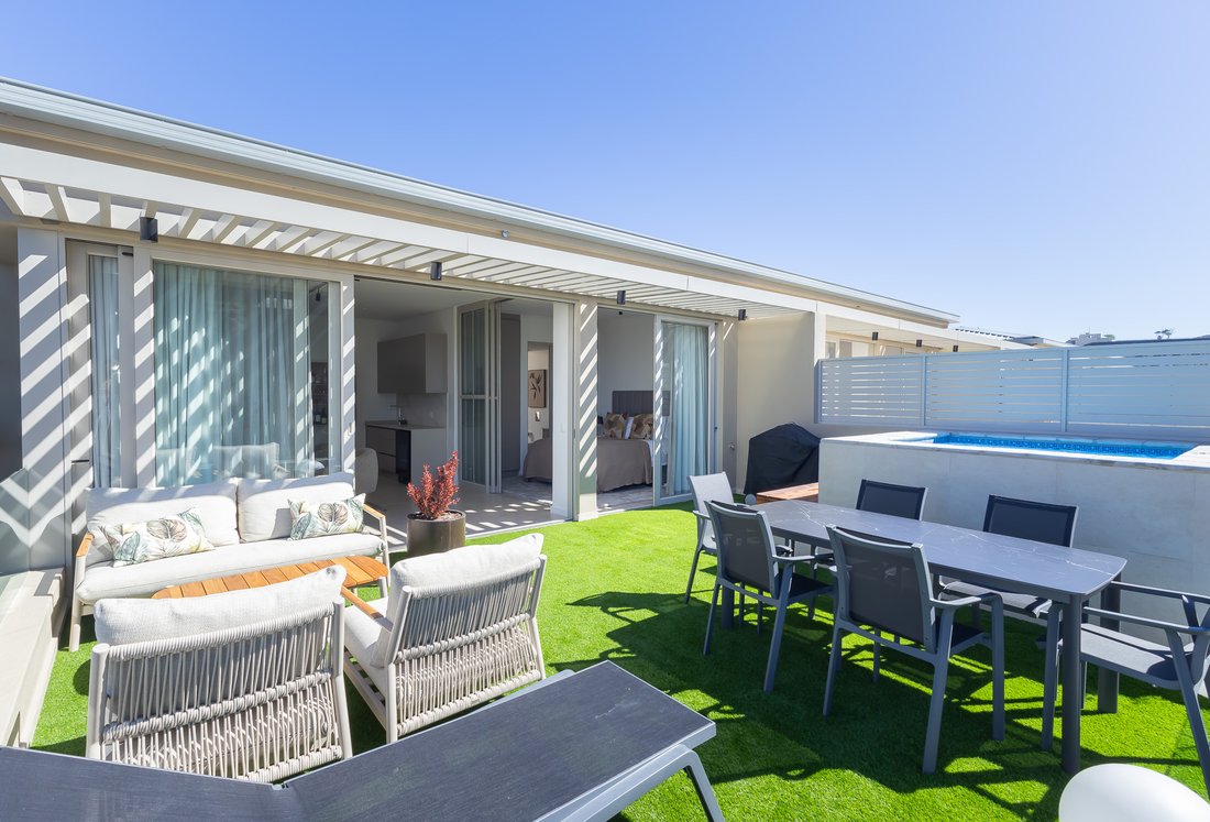 Apartment in Green Point, Atlantic Seaboard, Cape Town 2 - 16064104