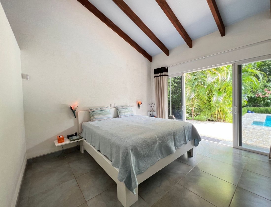 Villa in Las Delicias, Puntarenas Province, Costa Rica 4 - 16064488