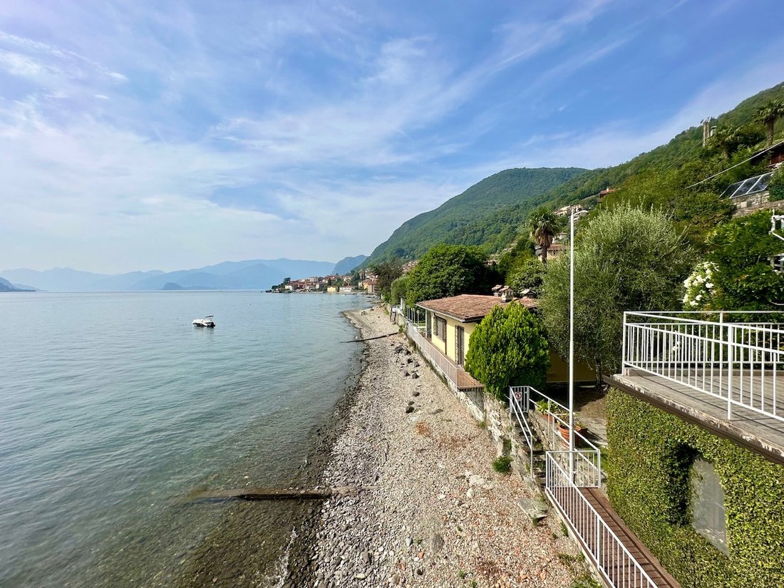 Villa in Acquaseria, Lombardy, Italy 1 - 16063450
