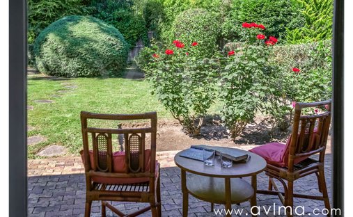 House in Gressets-Centre-Garenne-Bechevet, La Celle-Saint-Cloud, France 1