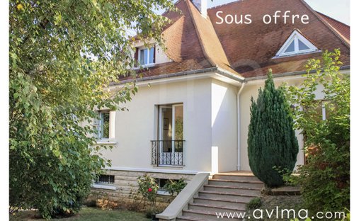 Haus in Gressets-Centre-Garenne-Bechevet, La Celle-Saint-Cloud, Frankreich 1