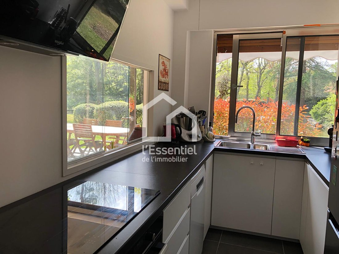 Apartment in Napoleon, Maisons-Laffitte, France 4 - 16066076