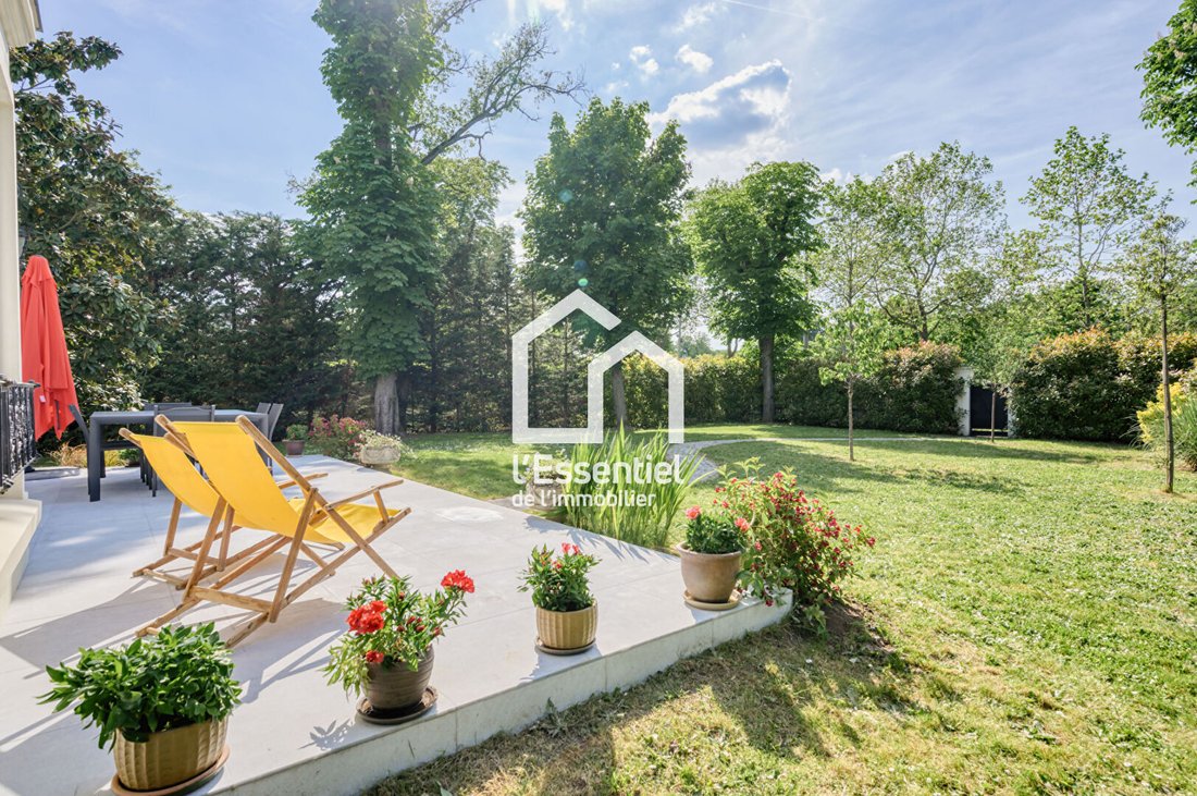 House in Napoleon, Maisons-Laffitte, France 4 - 16065825