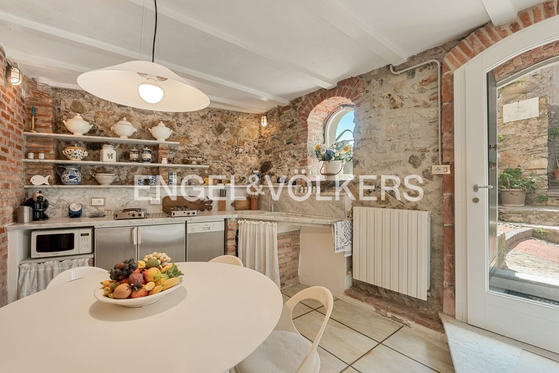 House in La Serra-Tellaro, Lerici, Liguria 2 - 16068625