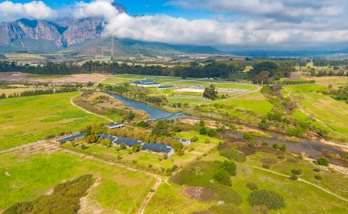 Land in Franschhoek, Western Cape, South Africa 1