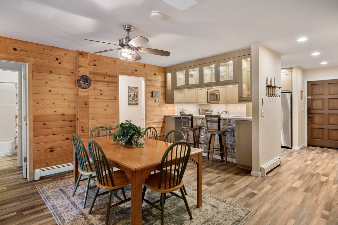 Condo in Incline Village, Nevada, United States 5 - 16068974