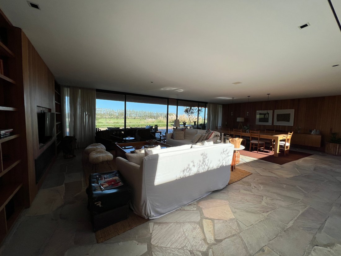 Villa in Fasano las Piedras, Maldonado Department, Uruguay 4 - 16070122