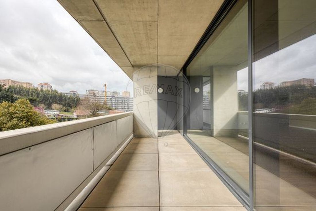 Apartment in Mafamude e Vilar do Paraiso, Porto District, Portugal 2 - 16017613
