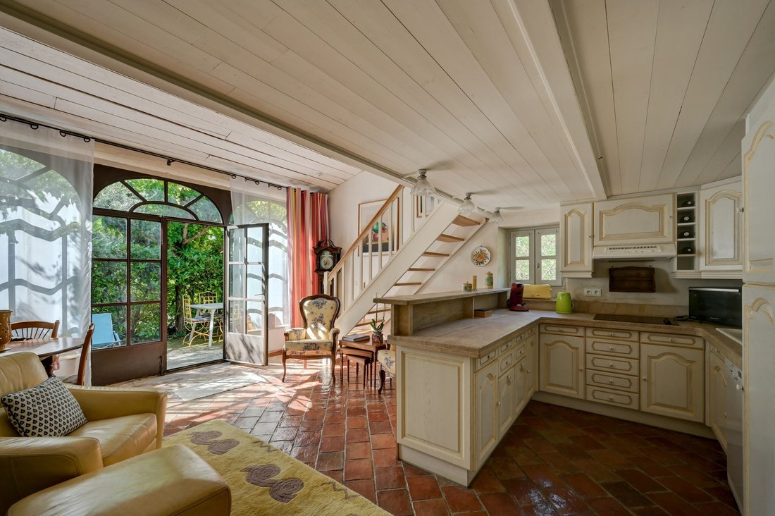 House in Saint-Rémy-de-Provence, Provence-Alpes-Côte d'Azur, France 5 - 16070392