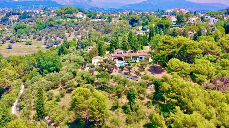 Villa in Mougins, Provence-Alpes-Côte d'Azur, France 4 - 16070778