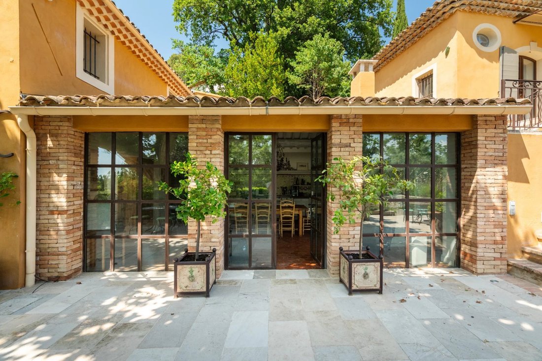 House in Grand Sud- Aix la Duranne, Aix-en-Provence, France 3 - 16070540