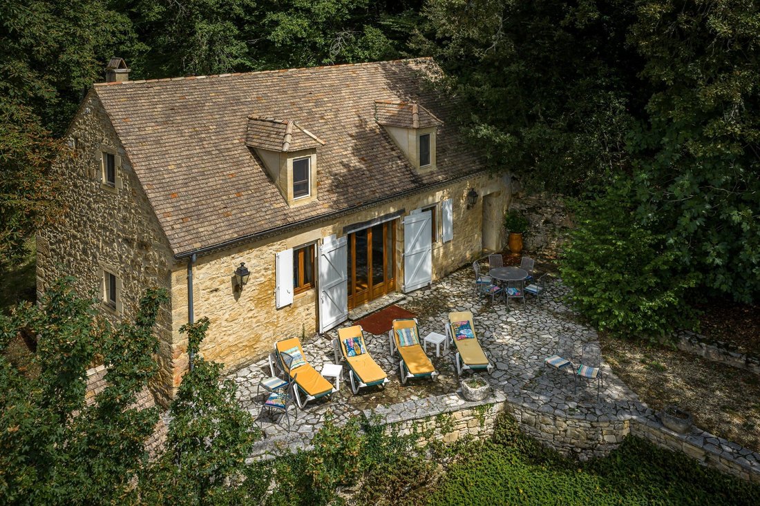 House in Beynac-et-Cazenac, Nouvelle-Aquitaine, France 3 - 16071467