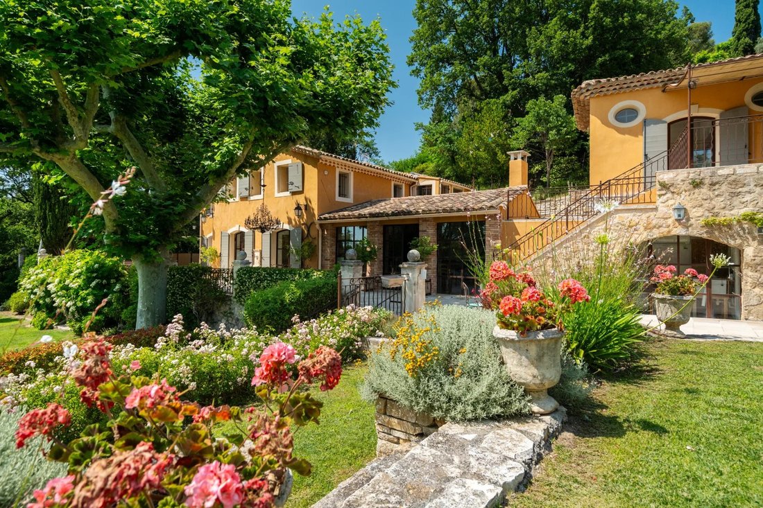 House in Grand Sud- Aix la Duranne, Aix-en-Provence, France 1 - 16070540