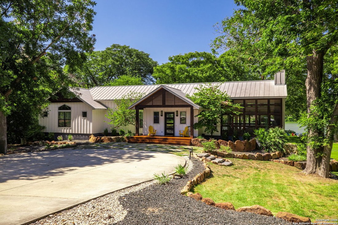 House in New Braunfels, Texas, United States 1 - 16069877