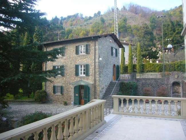 Villa in Bagni di Lucca, Tuscany, Italy 2 - 16070606
