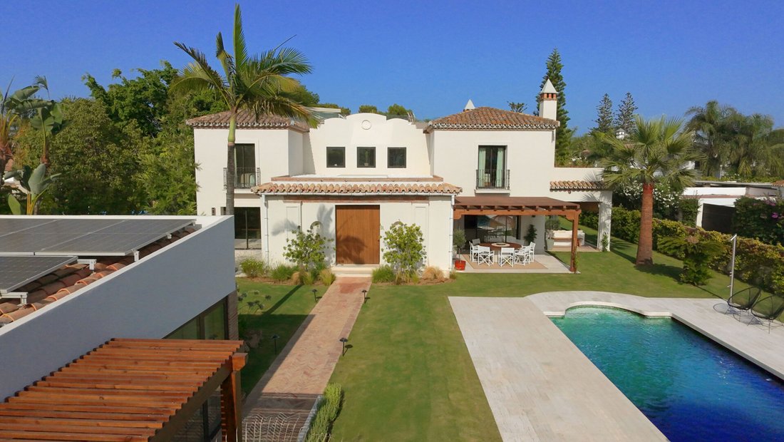 Villa in Estepona, Andalusia, Spain 1 - 16069400