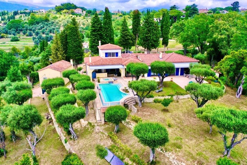 Villa in Mougins, Provence-Alpes-Côte d'Azur, France 2 - 16070778