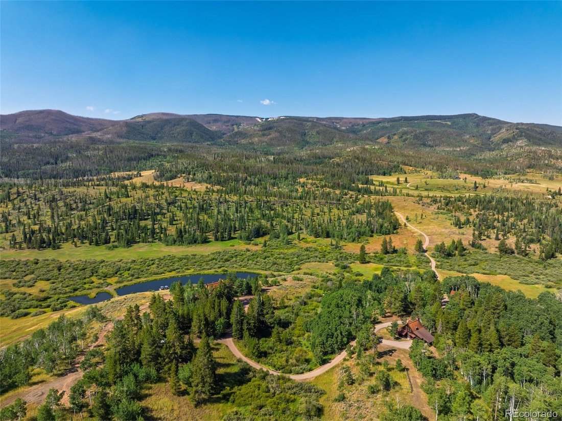 House in Oak Creek, Colorado, United States 5 - 16070879