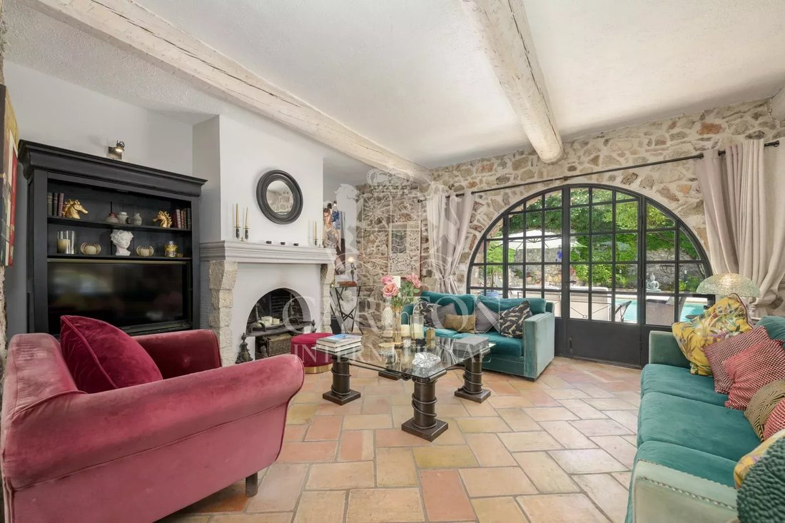 House in Village-Saint Julien-Saint Pierre, Biot, France 3 - 16069142