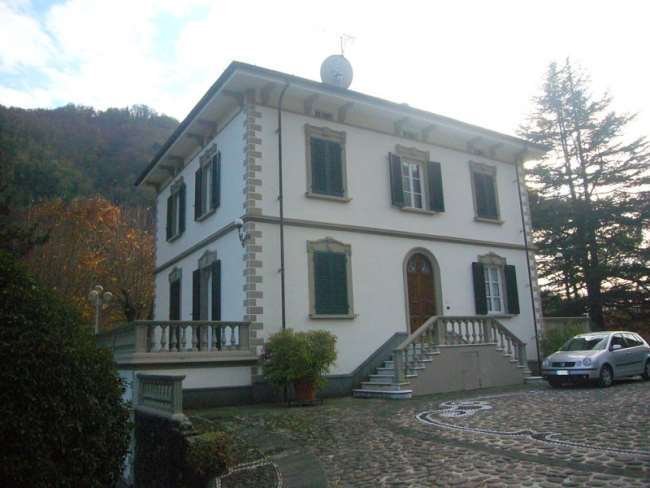 Villa in Bagni di Lucca, Tuscany, Italy 1 - 16070606