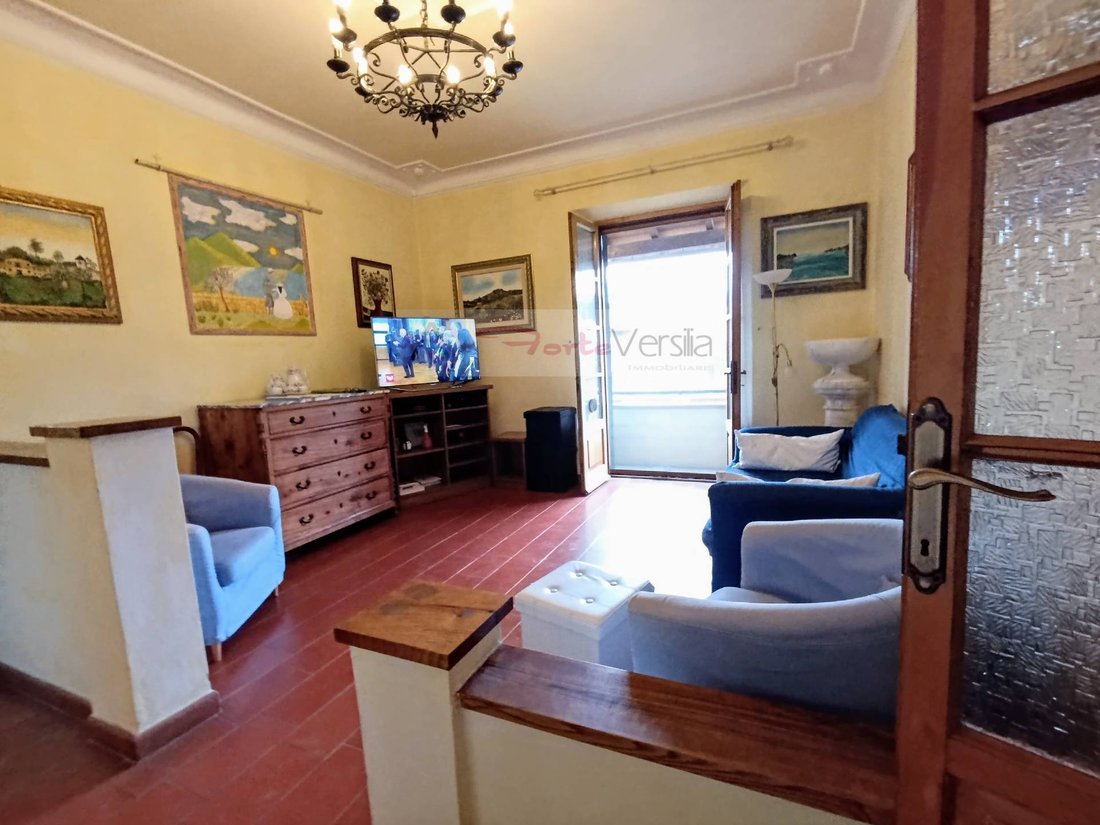 Apartment in Center, Forte dei Marmi, Tuscany 3 - 16071018
