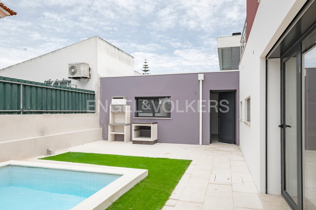 House in Aroeira, Charneca de Caparica e Sobreda, Portugal 2 - 15084673
