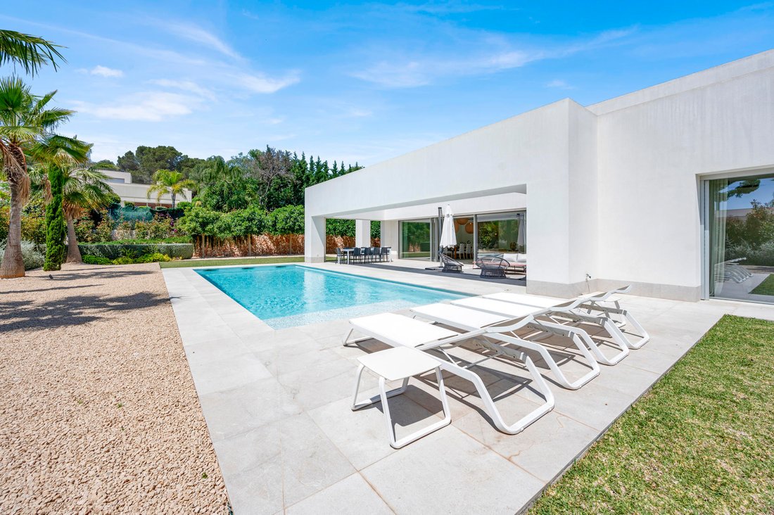 Villa in Sol de Mallorca, Calvia, Balearic Islands 5 - 15828010