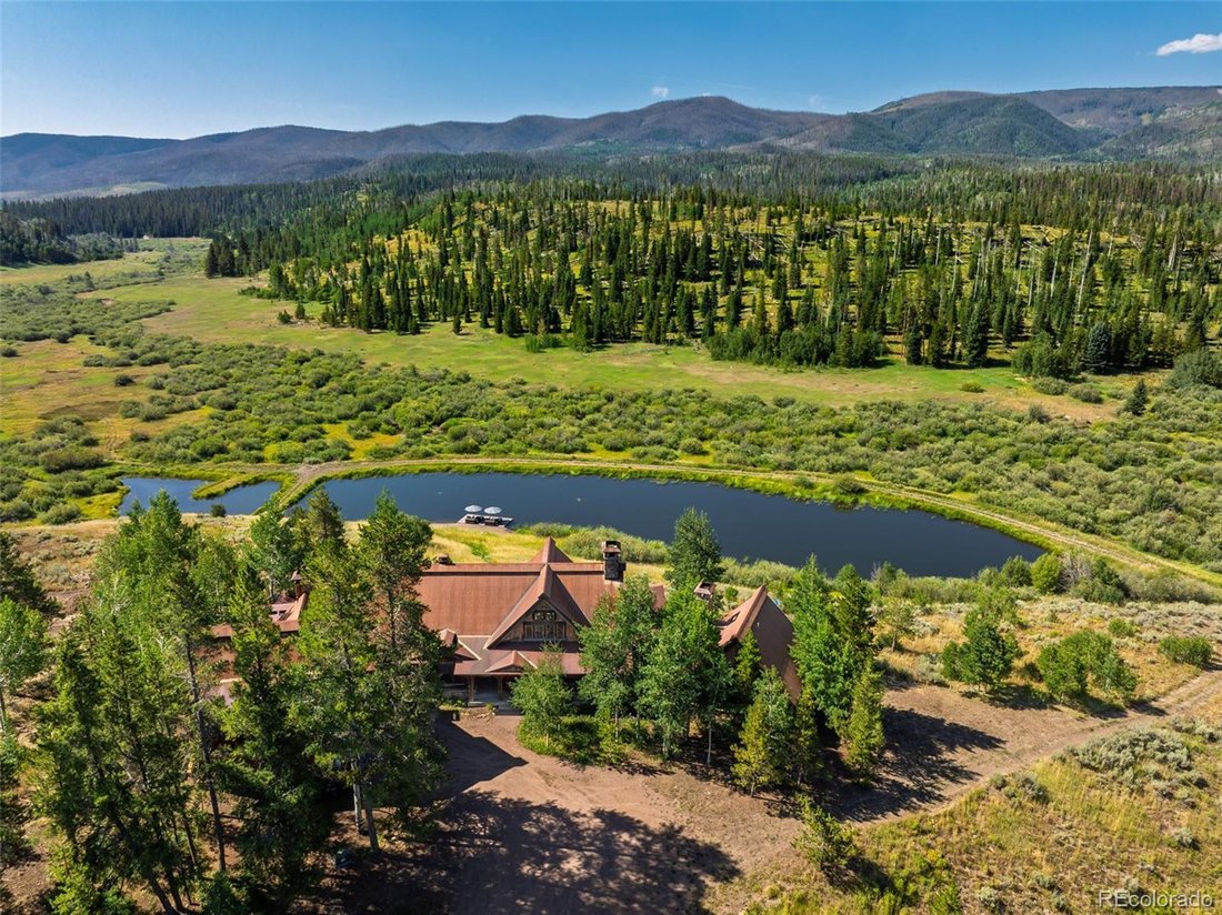 House in Oak Creek, Colorado, United States 1 - 16070879