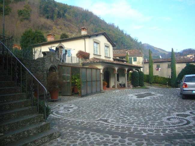 Villa in Bagni di Lucca, Tuscany, Italy 3 - 16070606