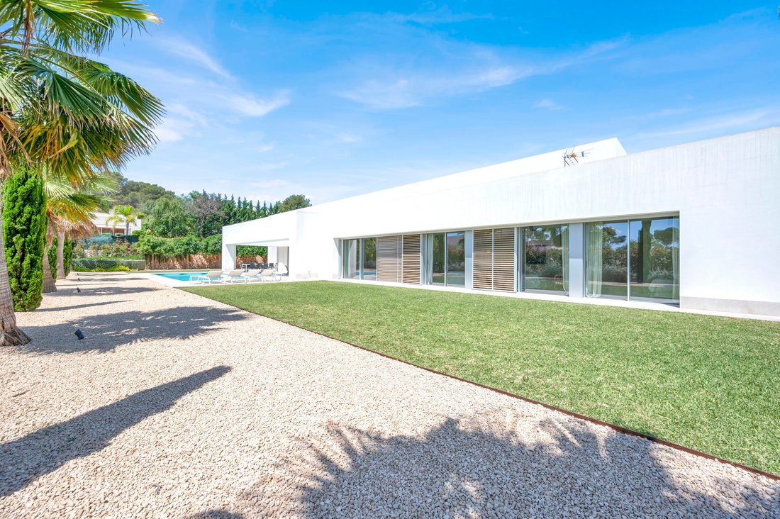 Villa in Sol de Mallorca, Calvia, Balearic Islands 3 - 15828010