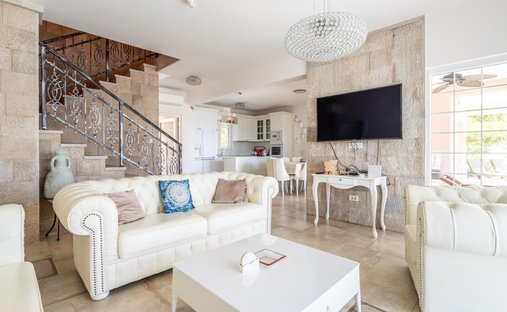 Villa in Mimice, Split-Dalmatia County, Croatia 1
