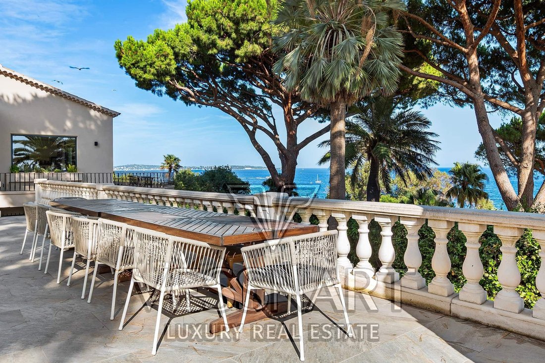 Villa in Cannes, Provence-Alpes-Côte d'Azur, France 3 - 16069189
