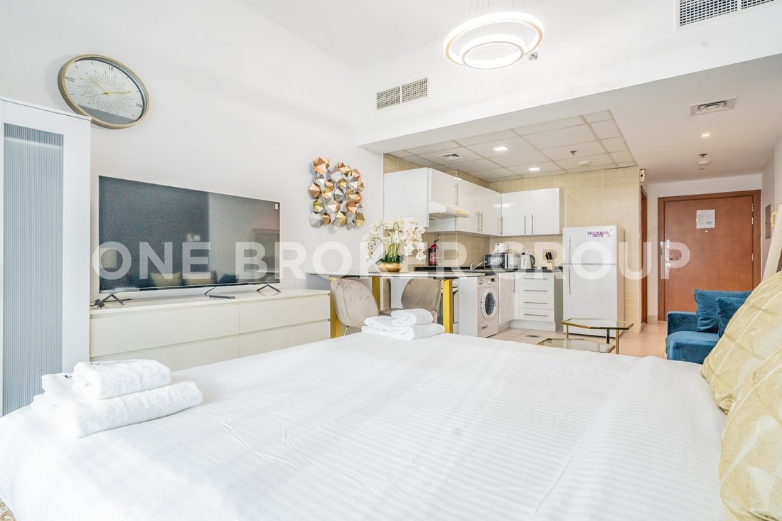 Apartment in Dubai Marina / Marsa Dubai, Dubai, United Arab Emirates 5 - 16069394