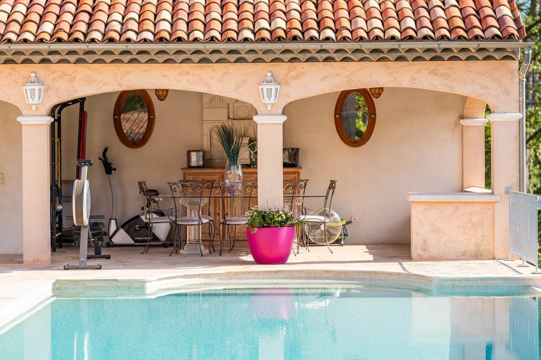 Villa in Cabris, Provence-Alpes-Côte d'Azur, France 3 - 16069361