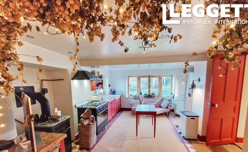 A 19th Century Manor House And Outbuildings, In Almost 3 Hectares Of Grounds, On The Edge Of