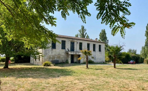 Villa in Libourne, Nouvelle-Aquitaine, France 1