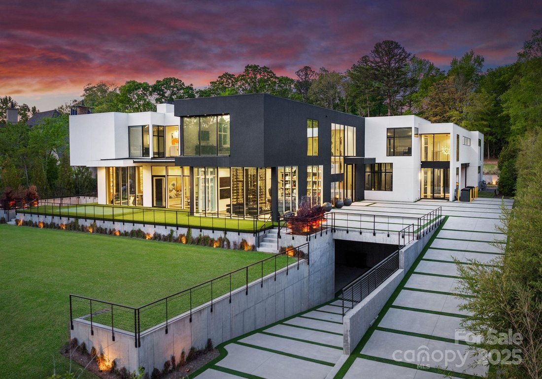 House in Charlotte, North Carolina, United States 2 - 16070325