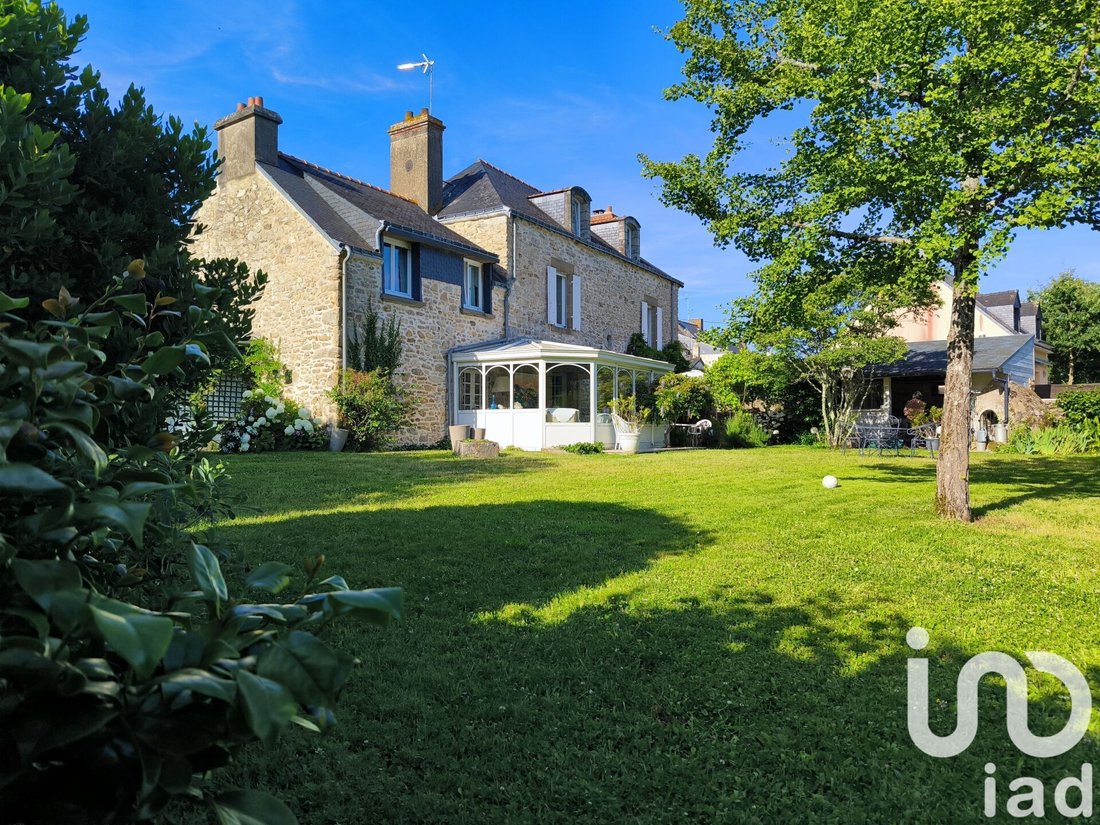House in Noyalo, Theix-Noyalo, France 3 - 16070302