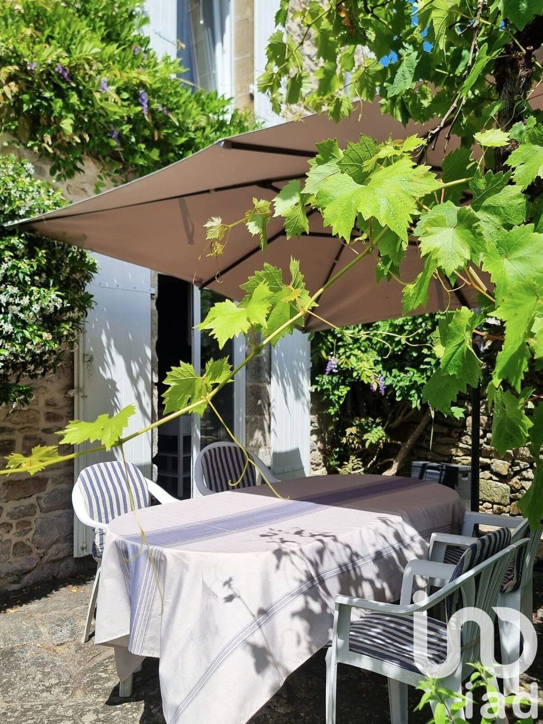 House in Noyalo, Theix-Noyalo, France 4 - 16070302