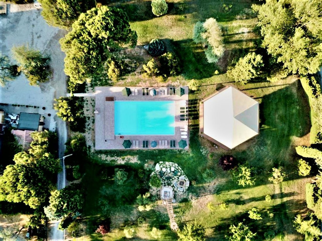 Villa in Castiglione del Lago, Umbria, Italy 3 - 16069307