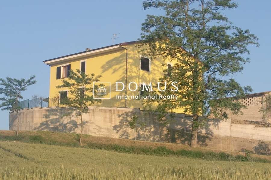 Villa in Lazzeretto, Cerreto Guidi, Tuscany 2 - 16070635