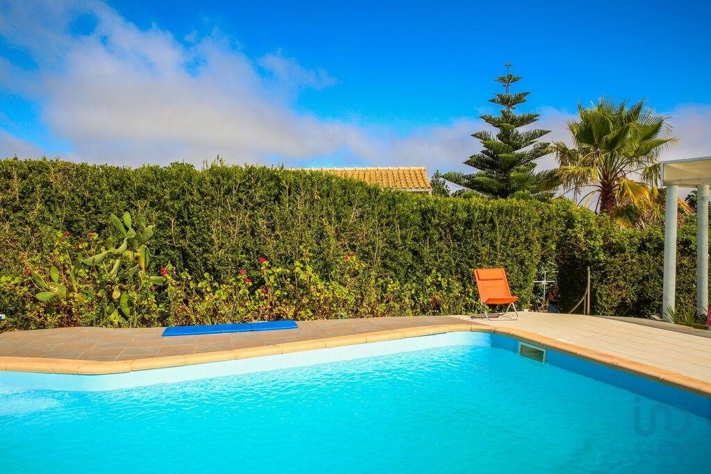 Townhouse in Carnota, Lisbon, Portugal 1 - 16072526