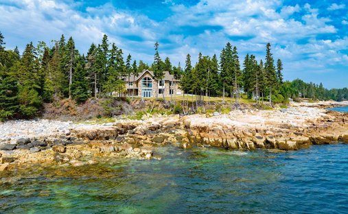 House in Gouldsboro, Maine, United States 1
