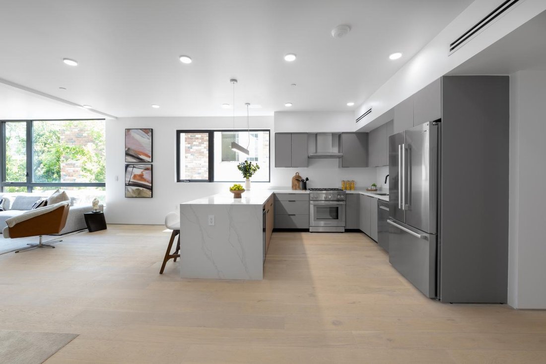 House in Los Angeles, California, United States 2 - 16072026