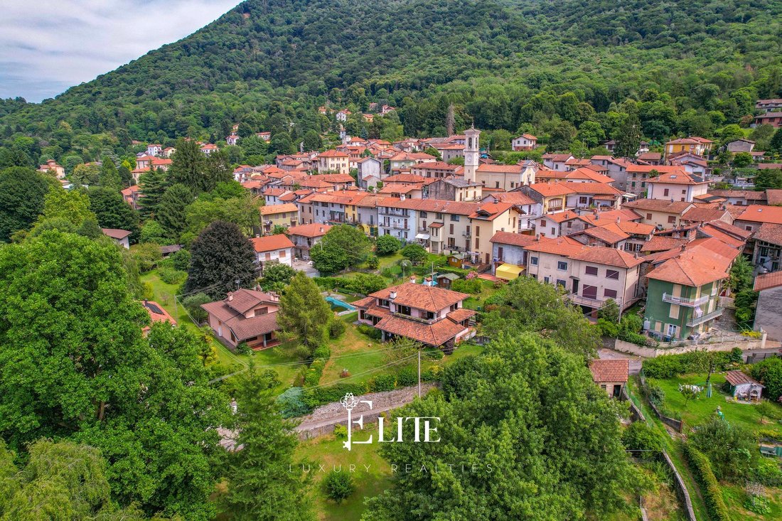 Villa in Orino, Lombardy, Italy 5 - 16071701