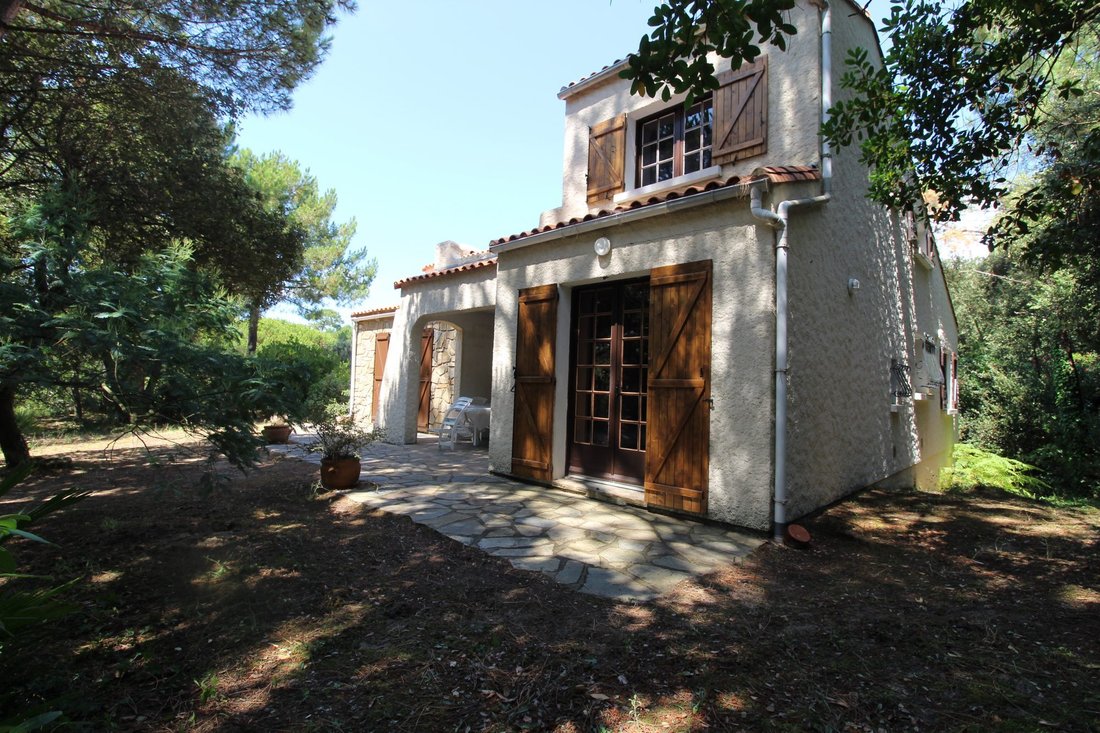 House in Saint-Palais-sur-Mer, Nouvelle-Aquitaine, France 3 - 16073055