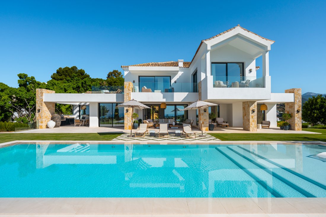 Villa in Benahavis, Andalusia, Spain 2 - 16073471