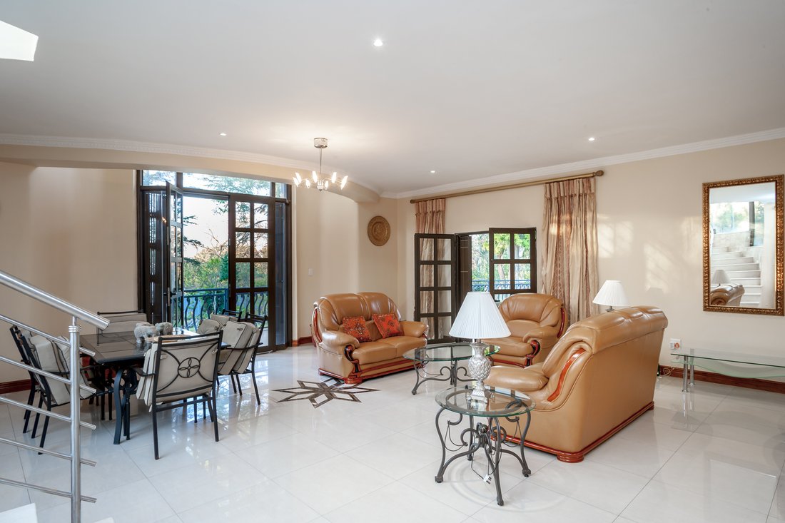 House in Sandton, Gauteng, South Africa 4 - 16073351